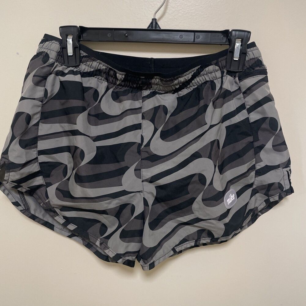 Nike Dri-FIT Icon Clash Tempo Luxe Womens Black Gray Running Shorts Size Medium